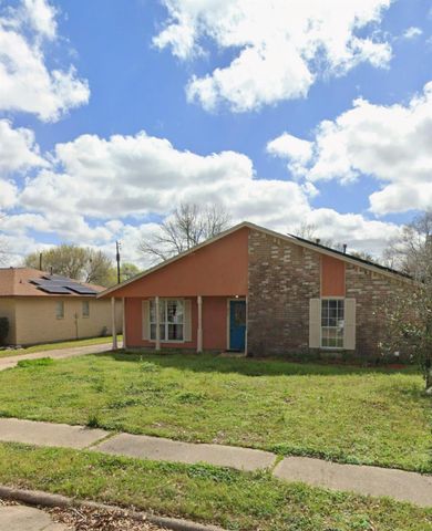 252 Bastrop Street, Angleton, TX 77515