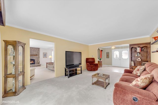 3849 Grace Lane, Glenview, IL 60025