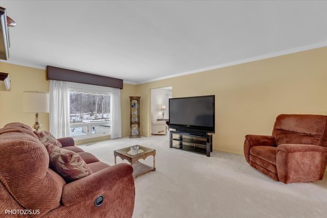 3849 Grace Lane, Glenview, IL 60025