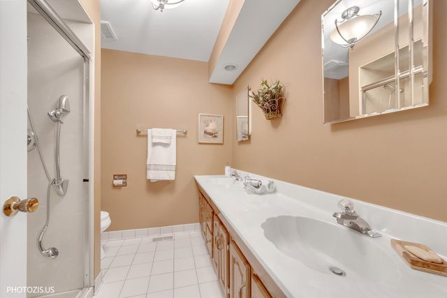 3849 Grace Lane, Glenview, IL 60025