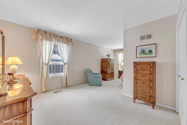 3849 Grace Lane, Glenview, IL 60025