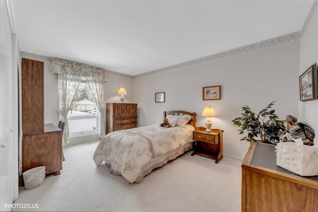 3849 Grace Lane, Glenview, IL 60025