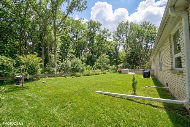 3849 Grace Lane, Glenview, IL 60025