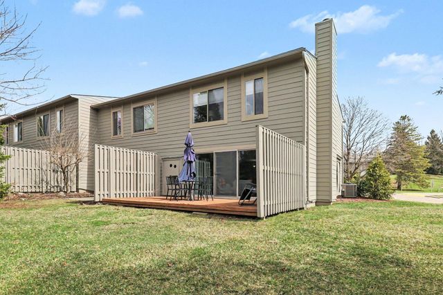 719 Watersedge Drive, Ann Arbor, MI 48105