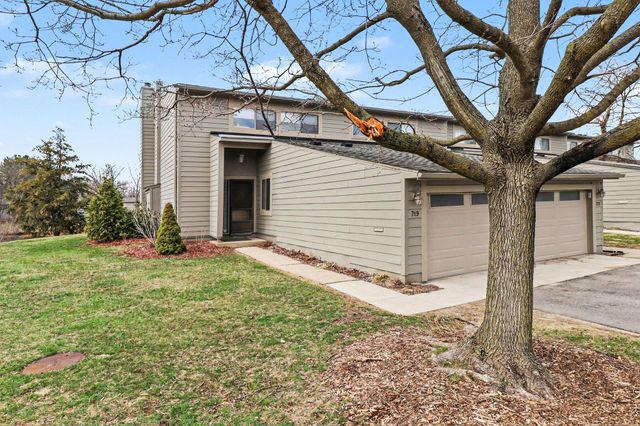 719 Watersedge Drive, Ann Arbor, MI 48105