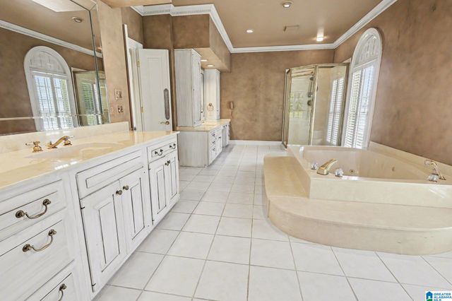 617 SANDERS ROAD, Hoover, AL 35226