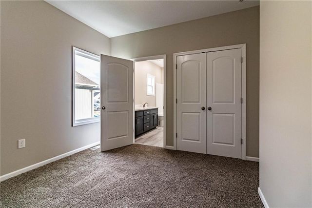 80 SE 451 Road, Warrensburg, MO 64093