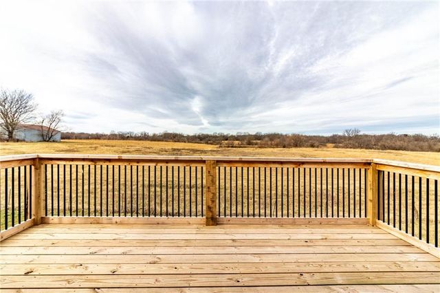 80 SE 451 Road, Warrensburg, MO 64093