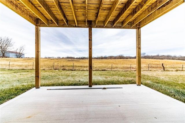 80 SE 451 Road, Warrensburg, MO 64093