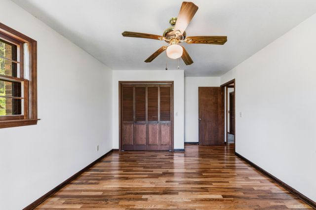8039 Campbellsville Rd, Pulaski, TN 38478