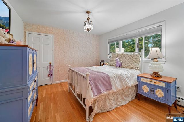 26 Bradrick Lane, Allendale, NJ 07401