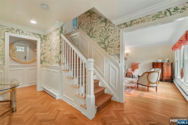 26 Bradrick Lane, Allendale, NJ 07401