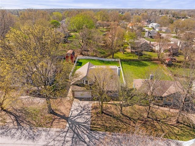 4108 Briarwood Drive, Blue Springs, MO 64015