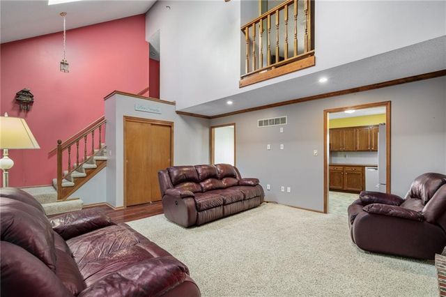 4108 Briarwood Drive, Blue Springs, MO 64015