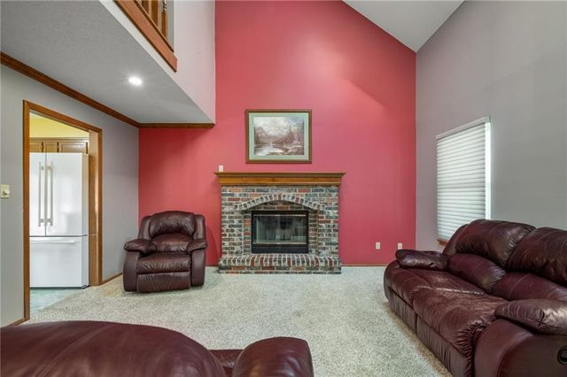 4108 Briarwood Drive, Blue Springs, MO 64015