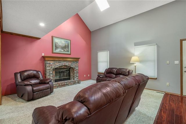 4108 Briarwood Drive, Blue Springs, MO 64015