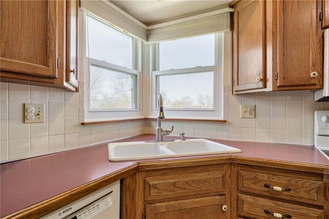 4108 Briarwood Drive, Blue Springs, MO 64015