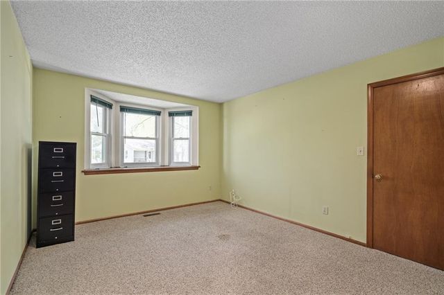 4108 Briarwood Drive, Blue Springs, MO 64015
