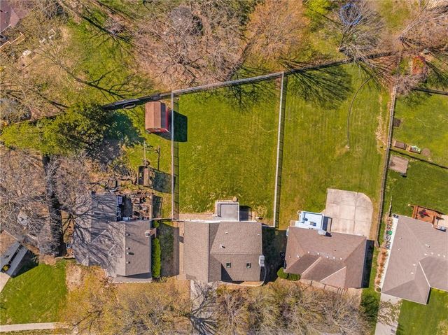4108 Briarwood Drive, Blue Springs, MO 64015