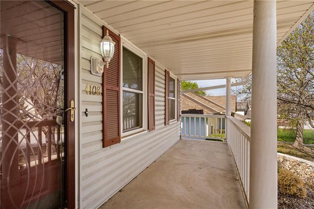 4108 Briarwood Drive, Blue Springs, MO 64015