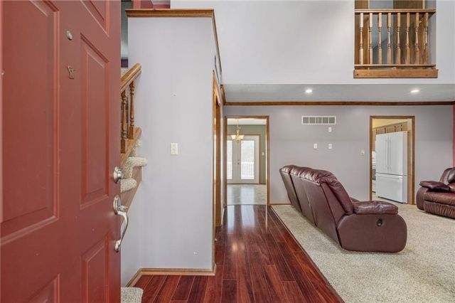 4108 Briarwood Drive, Blue Springs, MO 64015