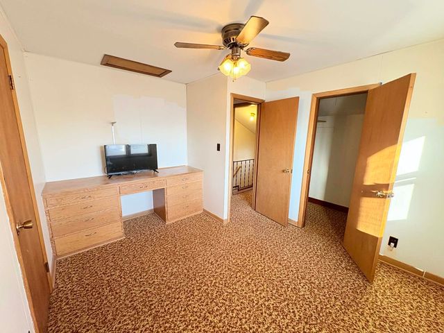 304 Lincoln Street, Plainfield, IA 50666