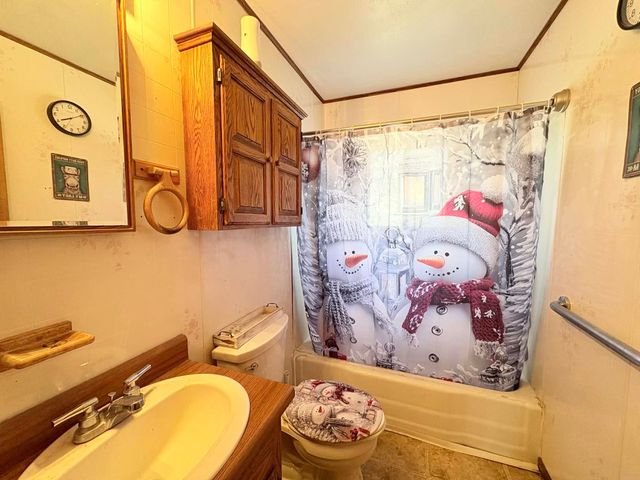 304 Lincoln Street, Plainfield, IA 50666