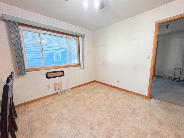 304 Lincoln Street, Plainfield, IA 50666