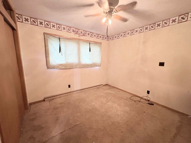 304 Lincoln Street, Plainfield, IA 50666