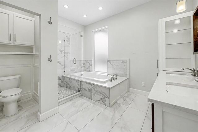 1712 Windsor Place, Nichols Hills, OK 73116