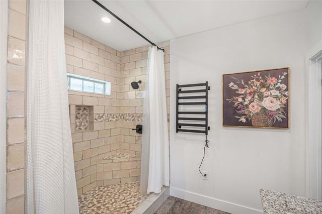 1000 Oil Field RD, Lockhart, TX 78644