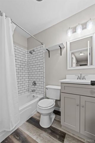 3045 Churchill Drive, Florissant, MO 63033