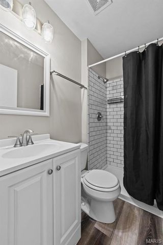 3045 Churchill Drive, Florissant, MO 63033
