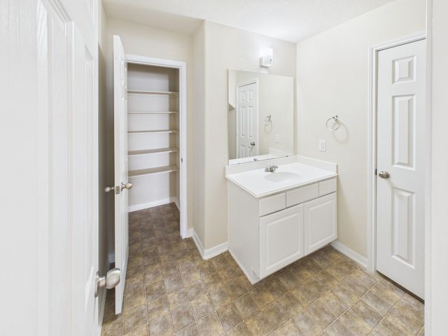 3319 Apple Dale Drive, Houston, TX 77084
