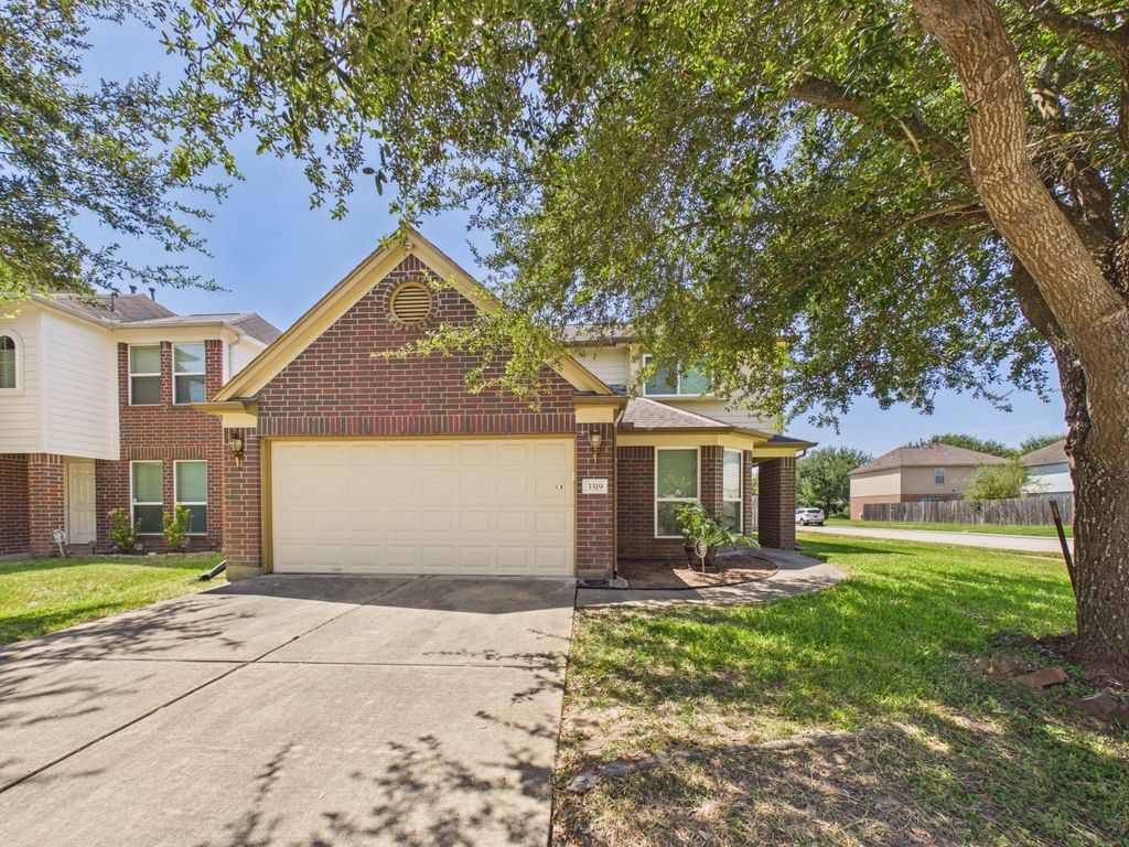 3319 Apple Dale Drive, Houston, TX 77084