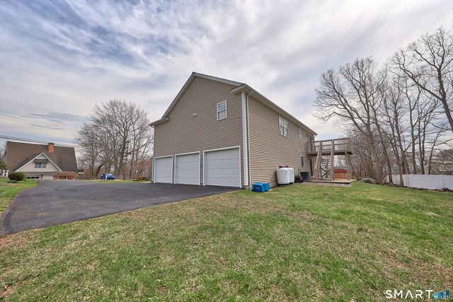 45 Sandy Lane, Wolcott, CT 06716