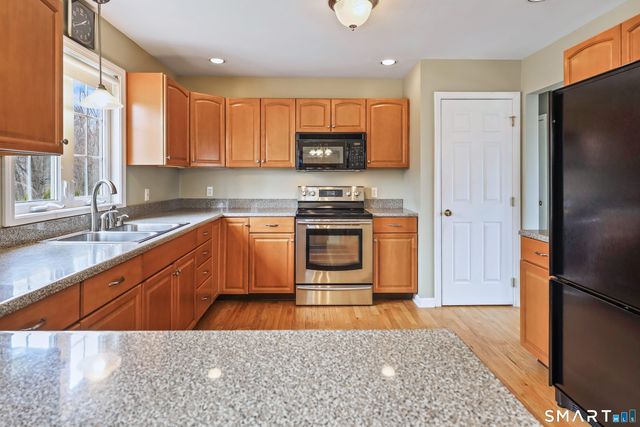 45 Sandy Lane, Wolcott, CT 06716