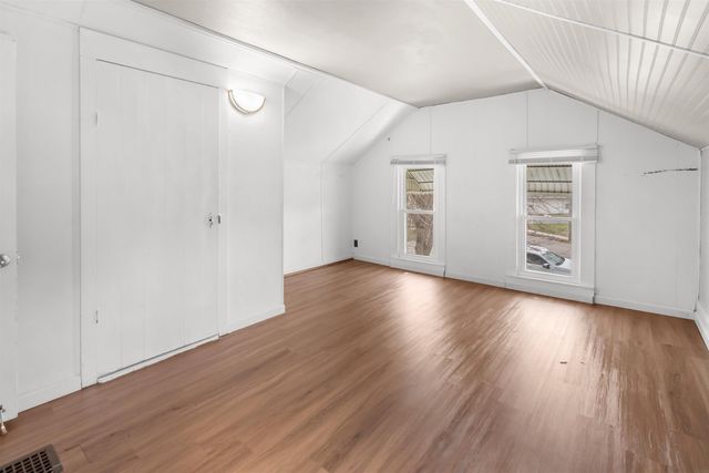 207 Denver Street, Waterloo, IA 50701