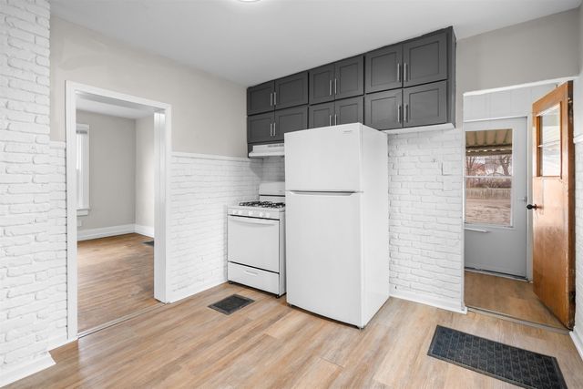 207 Denver Street, Waterloo, IA 50701