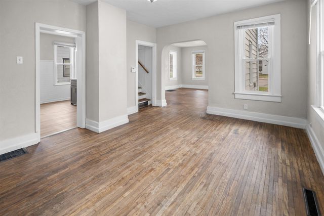 207 Denver Street, Waterloo, IA 50701