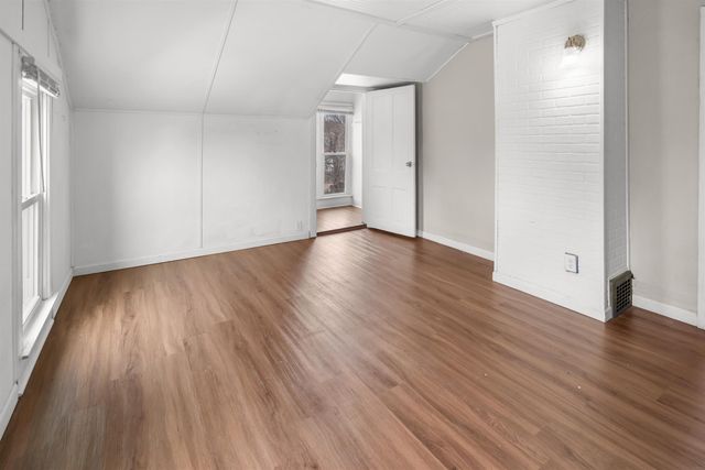 207 Denver Street, Waterloo, IA 50701