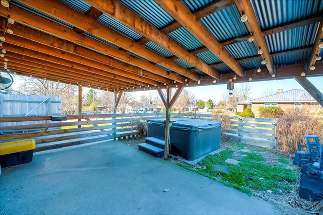 1052 E Main Street, Frankfort, KY 40601