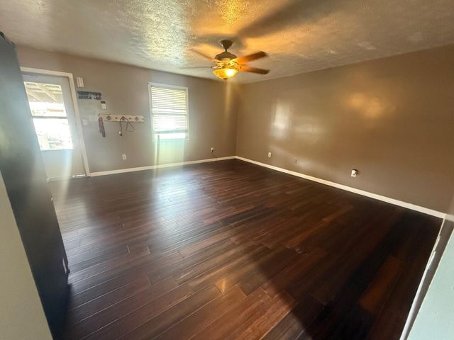 1052 E Main Street, Frankfort, KY 40601