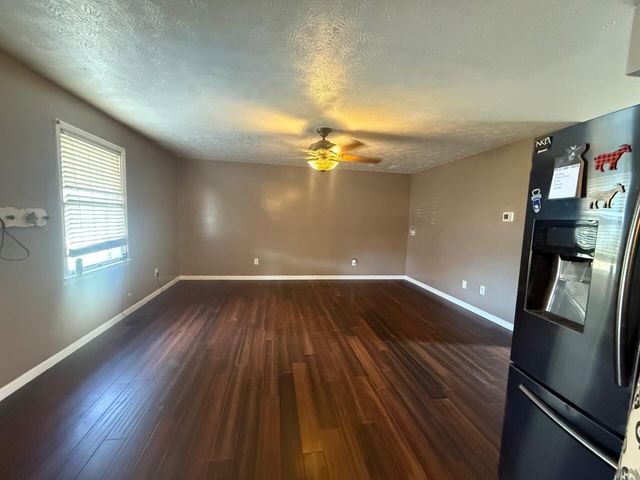 1052 E Main Street, Frankfort, KY 40601