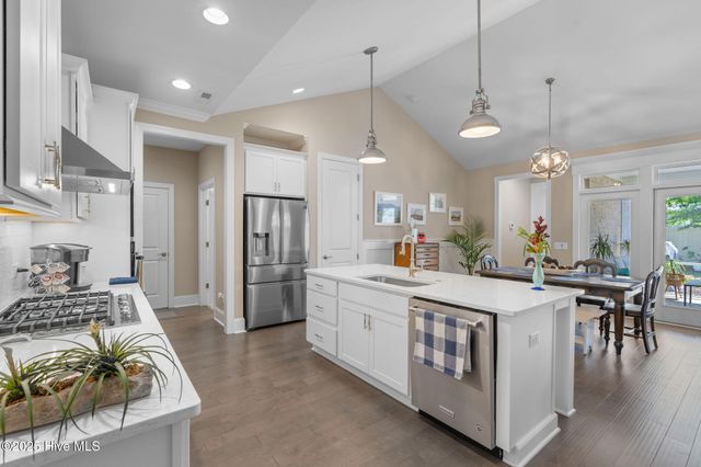 9036 Island Rider Court NE, Leland, NC 28451