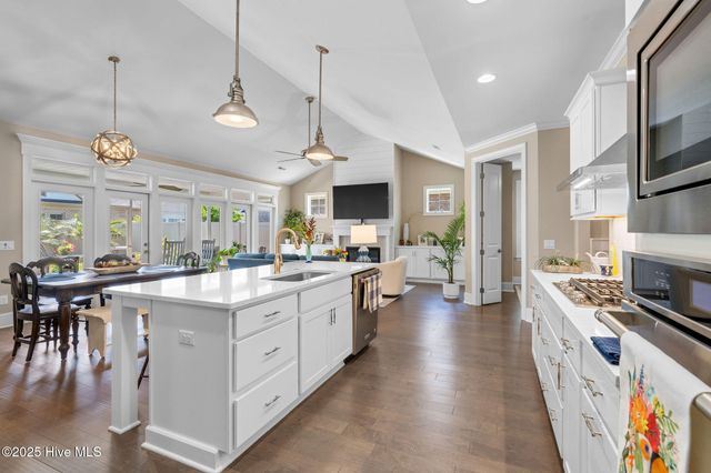 9036 Island Rider Court NE, Leland, NC 28451