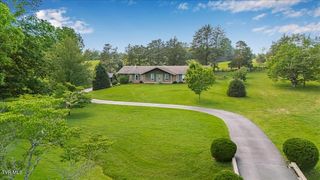 4116 Greenwood Drive, Jonesborough, TN 37659