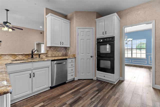 120 Wagon Wheel Circle, Leonard, TX 75452