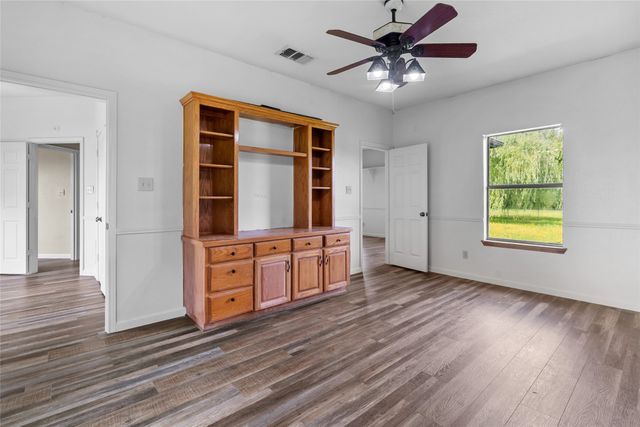120 Wagon Wheel Circle, Leonard, TX 75452