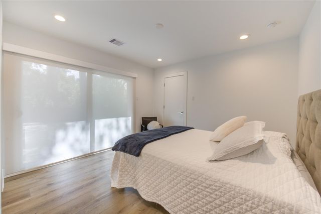 303 Isolde Drive, Houston, TX 77024